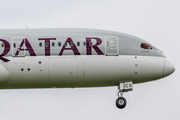 Qatar Airways Boeing 787-8 Dreamliner (A7-BCX) at  Zurich - Kloten, Switzerland