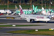 Qatar Airways Boeing 787-8 Dreamliner (A7-BDC) at  Hamburg - Fuhlsbuettel (Helmut Schmidt), Germany