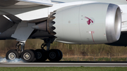 Qatar Airways Boeing 787-8 Dreamliner (A7-BDC) at  Manchester - International (Ringway), United Kingdom