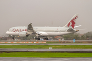 Qatar Airways Boeing 787-8 Dreamliner (A7-BDD) at  Jakarta - Soekarno-Hatta International, Indonesia