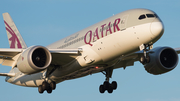 Qatar Airways Boeing 787-8 Dreamliner (A7-BDD) at  Manchester - International (Ringway), United Kingdom