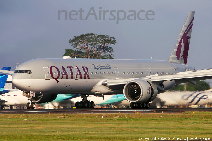 Qatar Airways Boeing 777-3DZ(ER) (A7-BEA) | Photo 387038