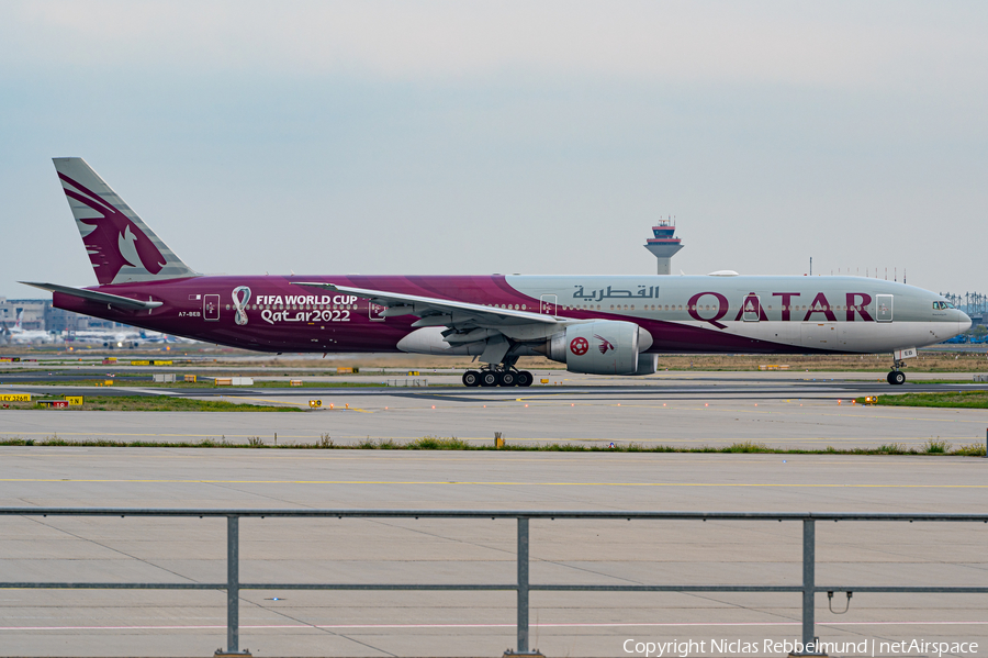 Qatar Airways Boeing 777-3DZ(ER) (A7-BEB) | Photo 528423