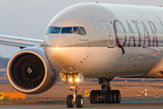 Qatar Airways Boeing 777-3DZ(ER) (A7-BEB) at  Berlin - Tegel, Germany