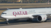 Qatar Airways Boeing 777-3DZ(ER) (A7-BEC) at  Berlin - Tegel, Germany