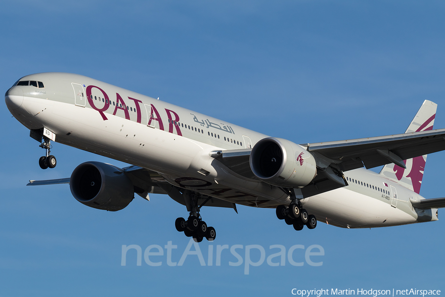 Qatar Airways Boeing 777-3DZ(ER) (A7-BED) | Photo 130243
