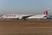 Qatar Airways Boeing 777-3DZ(ER) (A7-BED) at  Munich, Germany
