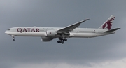 Qatar Airways Boeing 777-3DZ(ER) (A7-BED) at  Chicago - O'Hare International, United States