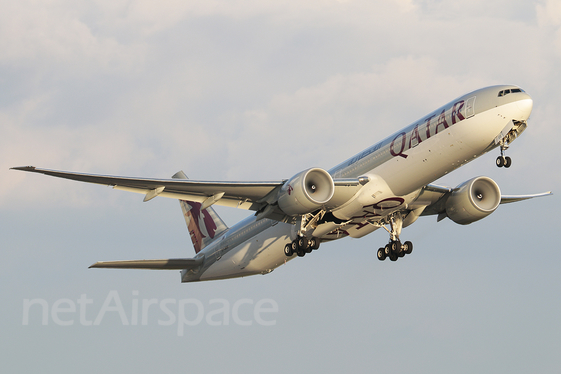 Qatar Airways Boeing 777-3DZ(ER) (A7-BEE) at  Atlanta - Hartsfield-Jackson International, United States
