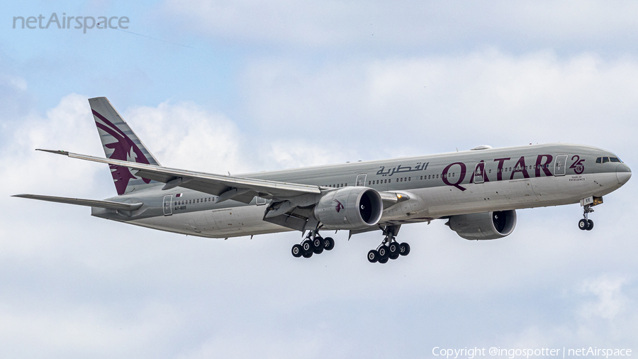 Qatar Airways Boeing 777-3DZ(ER) (A7-BEE) | Photo 503764