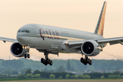 Qatar Airways Boeing 777-3DZ(ER) (A7-BEF) at  Brussels - International, Belgium