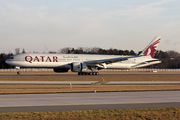 Qatar Airways Boeing 777-3DZ(ER) (A7-BEG) at  Frankfurt am Main, Germany