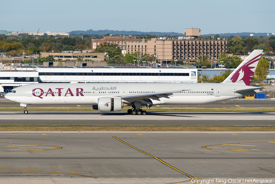Qatar Airways Boeing 777-3DZ(ER) (A7-BEG) | Photo 493673