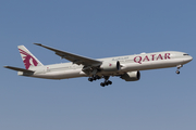 Qatar Airways Boeing 777-3DZ(ER) (A7-BEJ) at  Frankfurt am Main, Germany