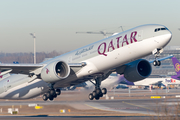 Qatar Airways Boeing 777-3DZ(ER) (A7-BEK) at  Munich, Germany