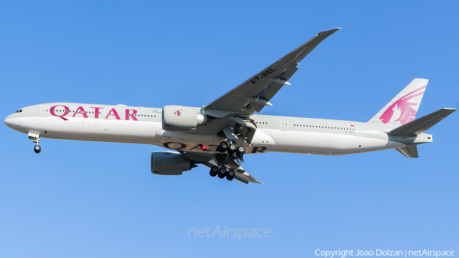 Qatar Airways Boeing 777-3DZ(ER) (A7-BEL) | Photo 517115