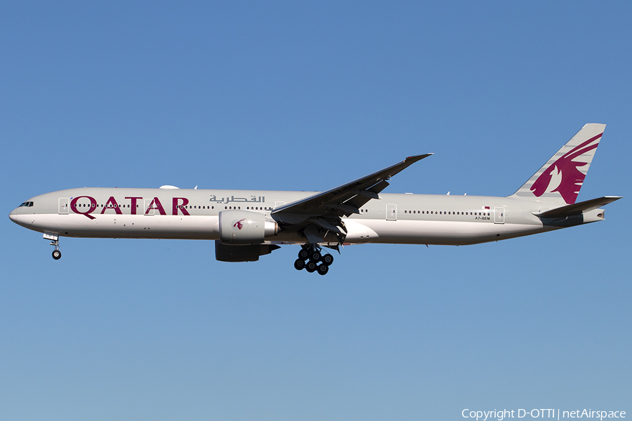 Qatar Airways Boeing 777-3DZ(ER) (A7-BEM) | Photo 266485