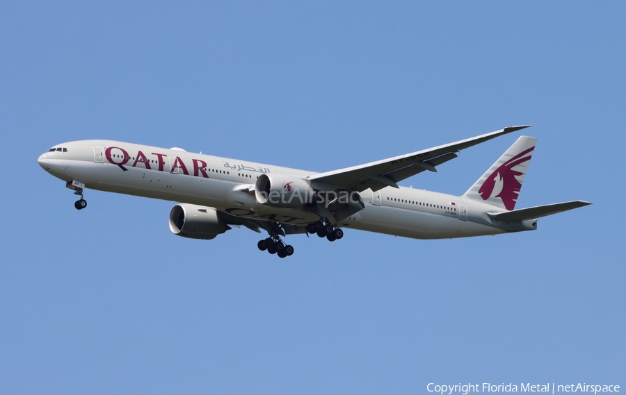 Qatar Airways Boeing 777-3DZ(ER) (A7-BEP) | Photo 646240