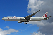 Qatar Airways Boeing 777-3DZ(ER) (A7-BEQ) at  London - Heathrow, United Kingdom