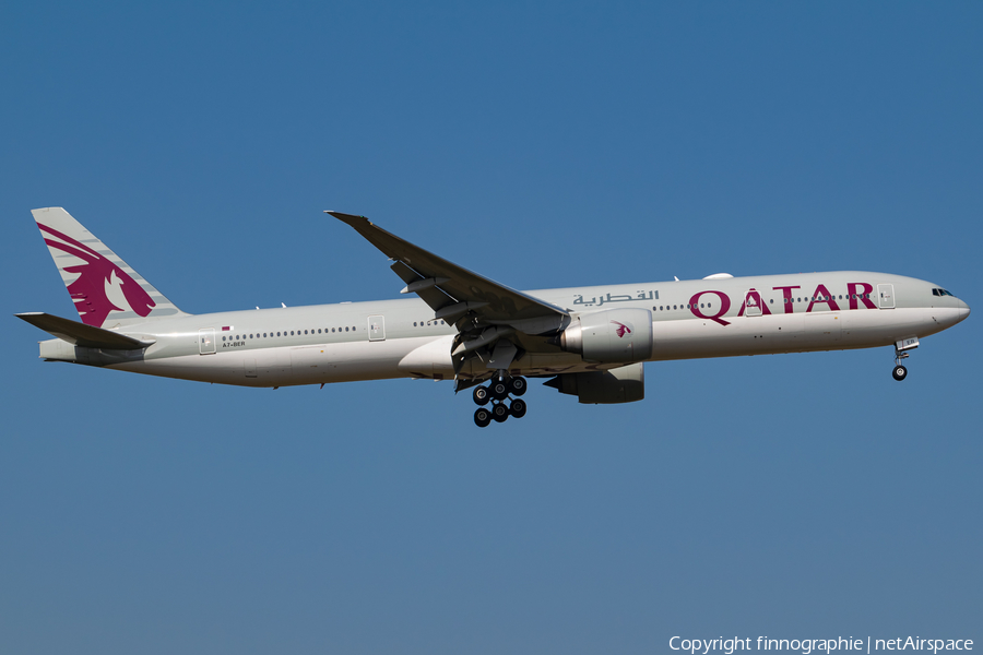 Qatar Airways Boeing 777-3DZ(ER) (A7-BER) | Photo 500329