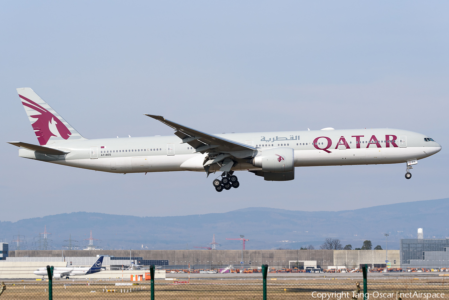 Qatar Airways Boeing 777-3DZ(ER) (A7-BES) | Photo 500497
