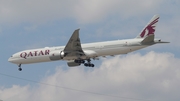 Qatar Airways Boeing 777-3DZ(ER) (A7-BES) at  Chicago - O'Hare International, United States