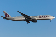 Qatar Airways Boeing 777-3DZ(ER) (A7-BET) at  Frankfurt am Main, Germany