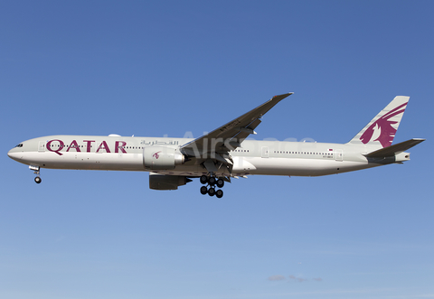 Qatar Airways Boeing 777-3DZ(ER) (A7-BEV) at  London - Heathrow, United Kingdom