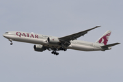 Qatar Airways Boeing 777-3DZ(ER) (A7-BEX) at  New York - John F. Kennedy International, United States