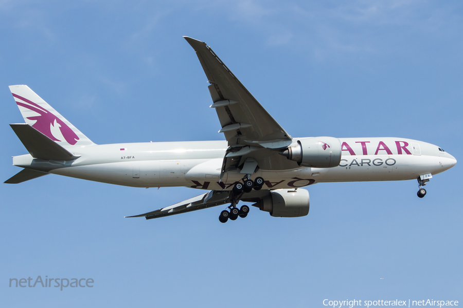 Qatar Airways Cargo Boeing 777-FDZ (A7-BFA) | Photo 93685