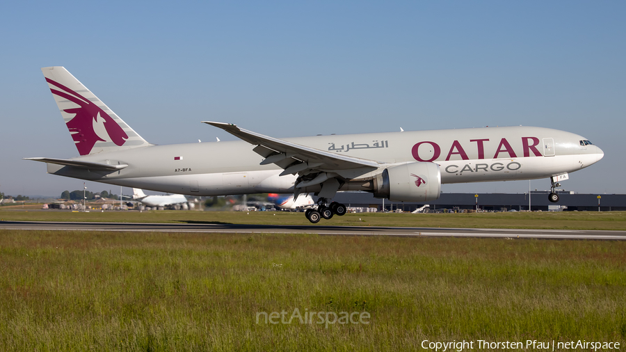 Qatar Airways Cargo Boeing 777-FDZ (A7-BFA) | Photo 450014