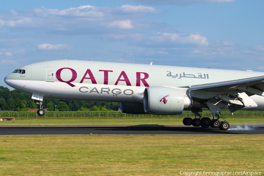 Qatar Airways Cargo Boeing 777-FDZ (A7-BFA) | Photo 420071