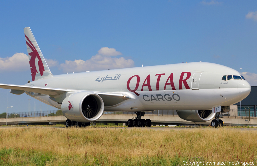 Qatar Airways Cargo Boeing 777-FDZ (A7-BFC) | Photo 428895