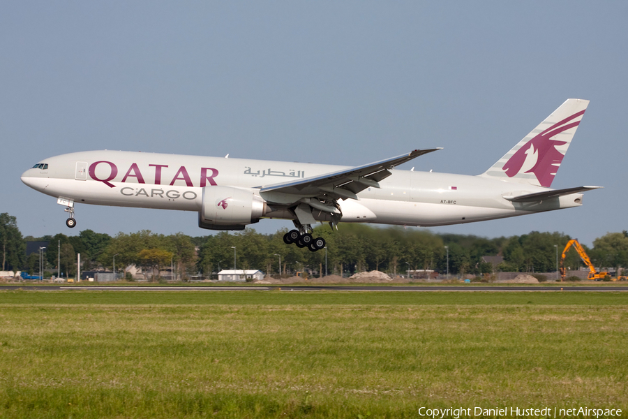Qatar Airways Cargo Boeing 777-FDZ (A7-BFC) | Photo 657923