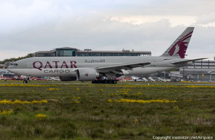 Qatar Airways Cargo Boeing 777-FDZ (A7-BFD) | Photo 383695