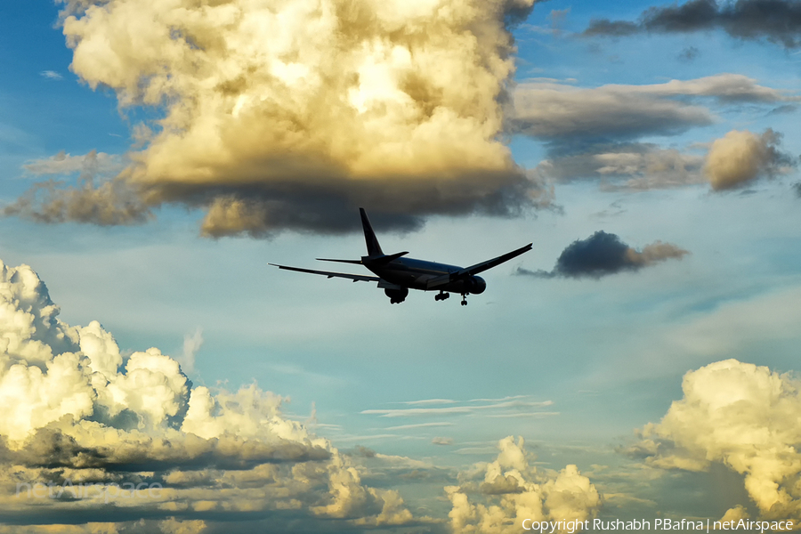 Qatar Airways Cargo Boeing 777-FDZ (A7-BFF) | Photo 104283