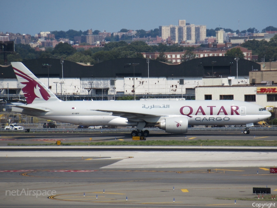 Qatar Airways Cargo Boeing 777-FDZ (A7-BFF) | Photo 527559