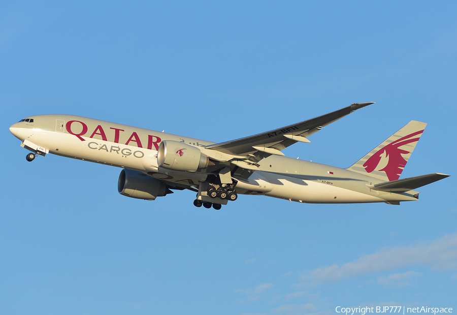 Qatar Airways Cargo Boeing 777-FDZ (A7-BFH) | Photo 193015