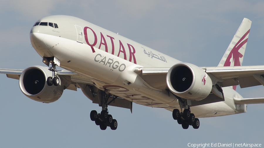 Qatar Airways Cargo Boeing 777-FDZ (A7-BFH) | Photo 359950