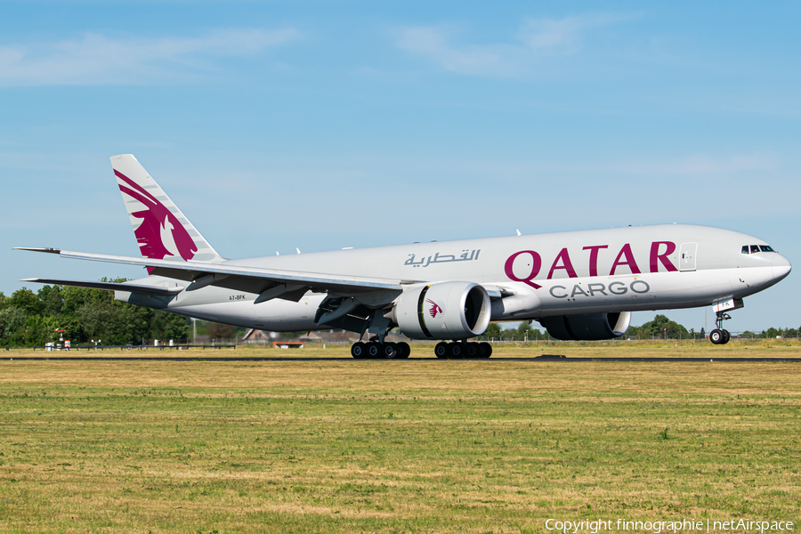 Qatar Airways Cargo Boeing 777-FDZ (A7-BFK) | Photo 429235