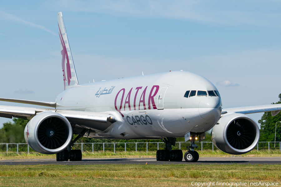 Qatar Airways Cargo Boeing 777-FDZ (A7-BFK) | Photo 429244