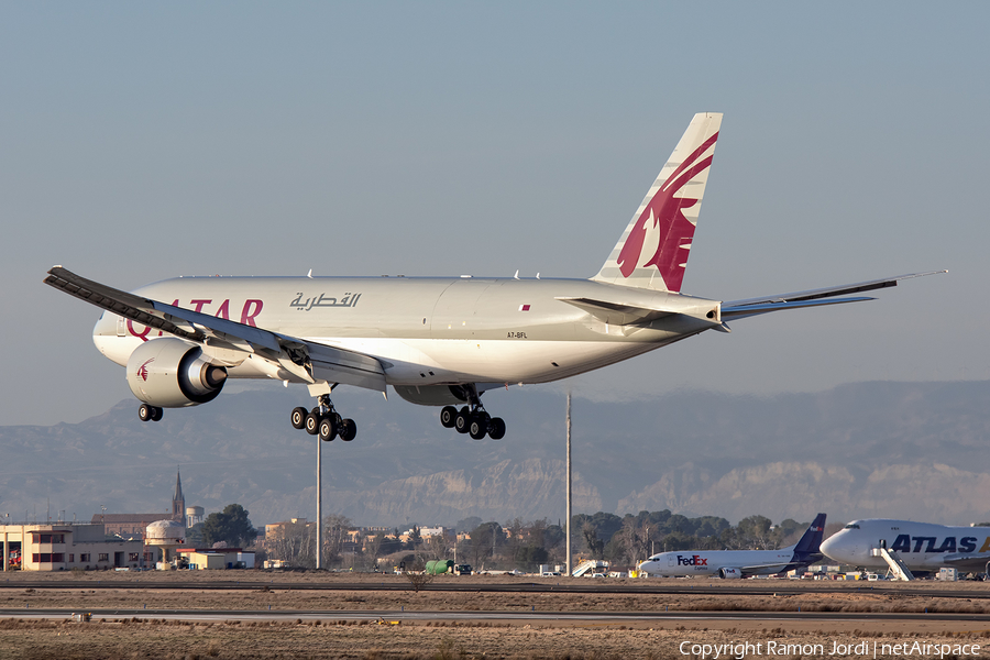 Qatar Airways Cargo Boeing 777-FDZ (A7-BFL) | Photo 376019