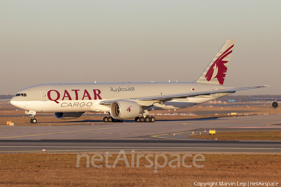 Qatar Airways Cargo Boeing 777-FDZ (A7-BFM) | Photo 553615