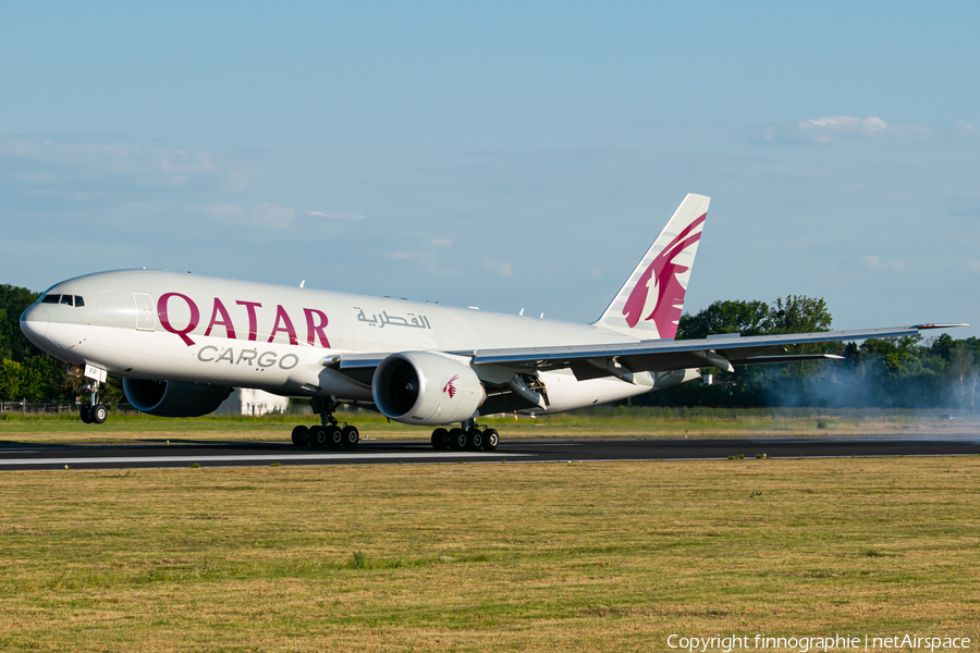 Qatar Airways Cargo Boeing 777-FDZ (A7-BFP) | Photo 429256