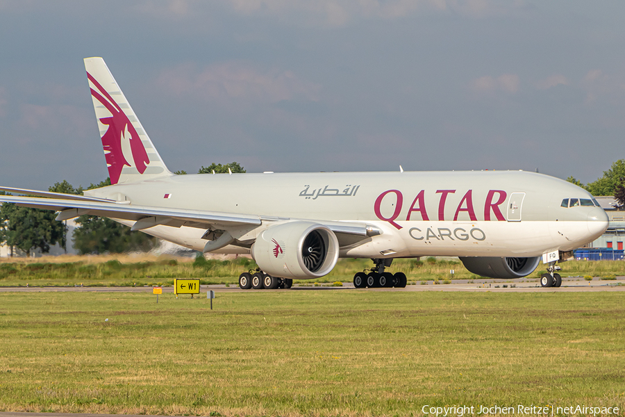 Qatar Airways Cargo Boeing 777-FDZ (A7-BFQ) | Photo 389238