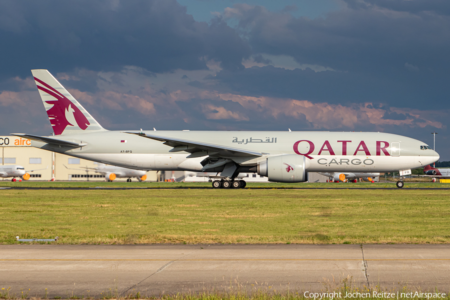 Qatar Airways Cargo Boeing 777-FDZ (A7-BFQ) | Photo 389239