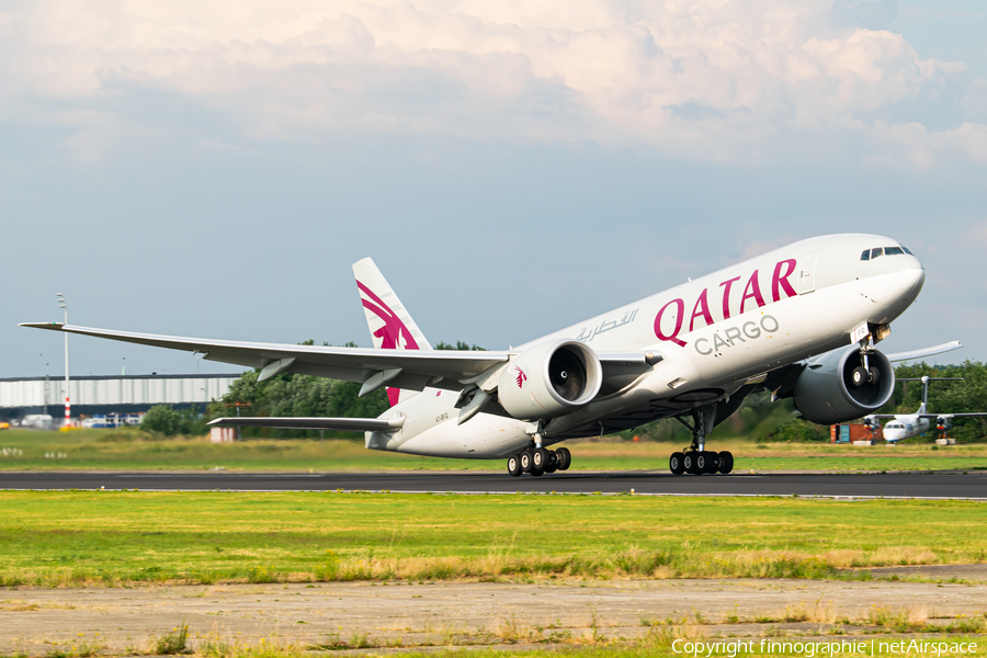 Qatar Airways Cargo Boeing 777-FDZ (A7-BFQ) | Photo 429237