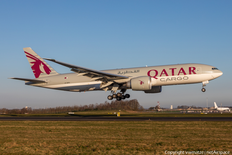 Qatar Airways Cargo Boeing 777-FDZ (A7-BFU) | Photo 499594