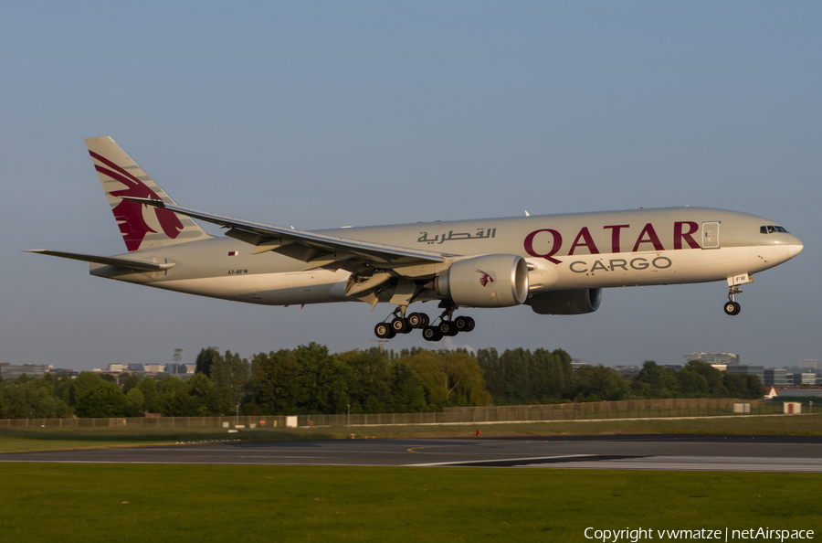 Qatar Airways Cargo Boeing 777-F (A7-BFW) | Photo 572752