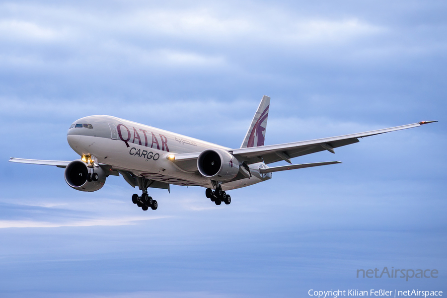 Qatar Airways Cargo Boeing 777-F (A7-BFW) | Photo 429007